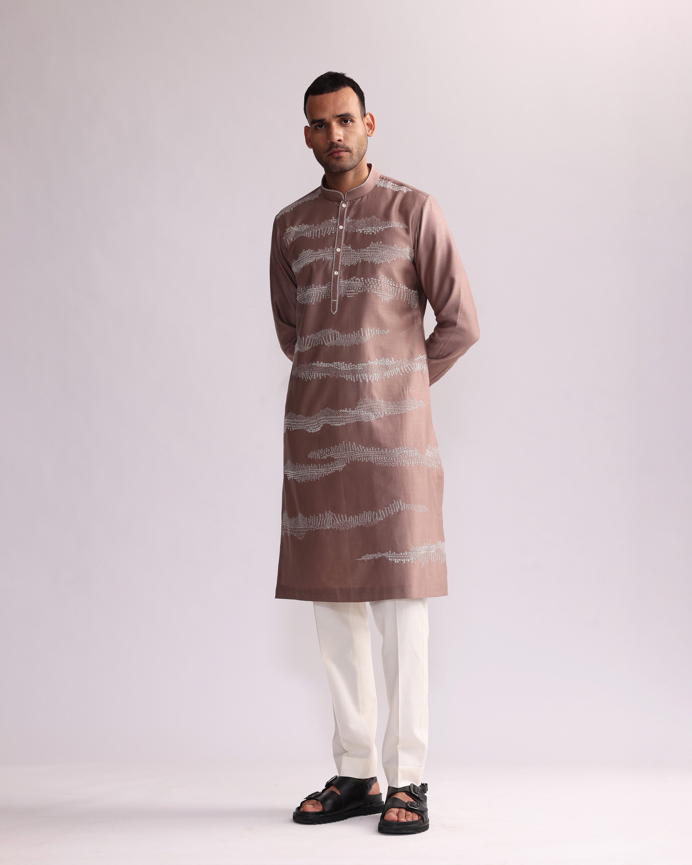 COUNTRYMADE Kurtas TRAIL DUST KURTA SET, ensemble kurta brodé Chanderi