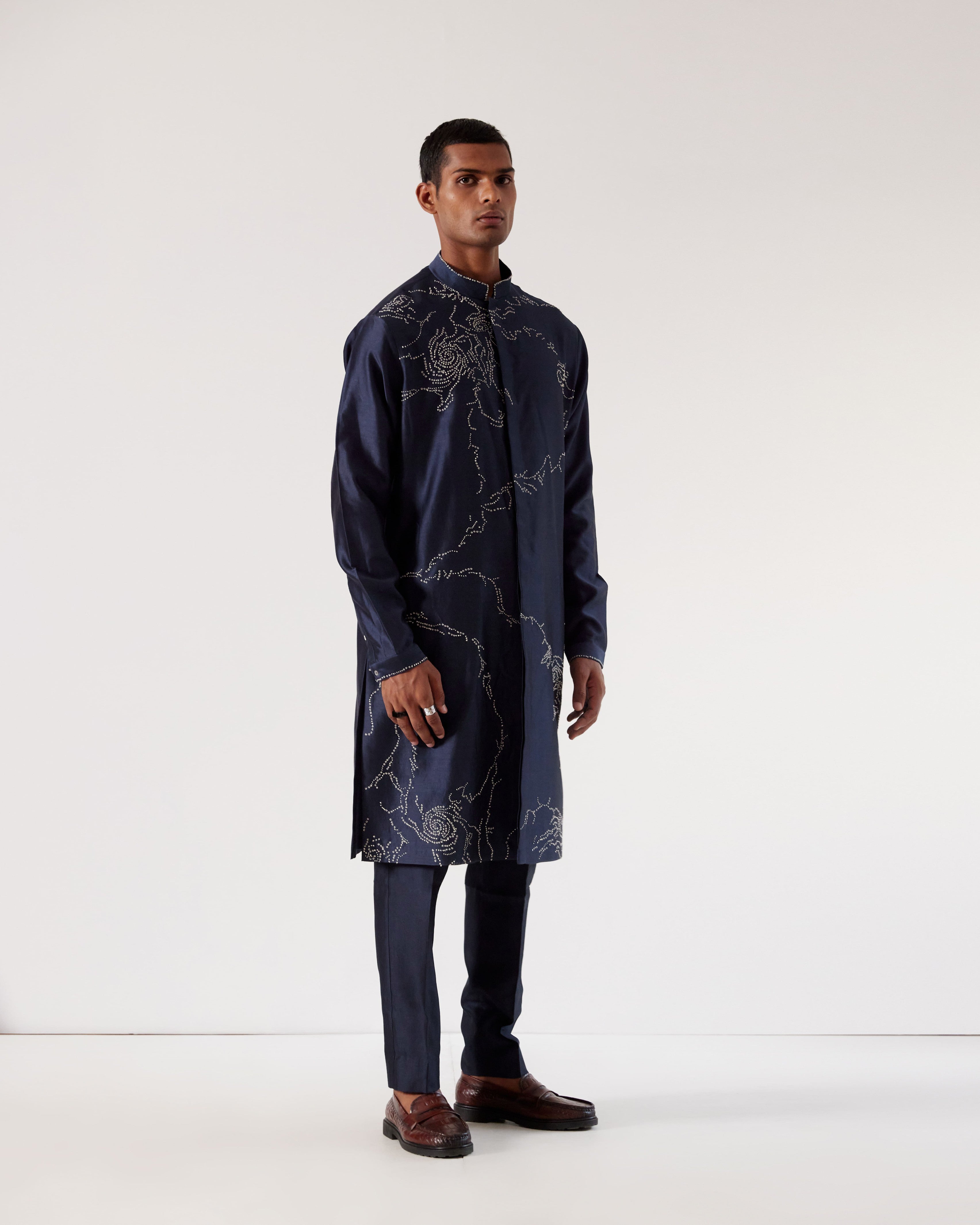 COUNTRYMADE Kurtas Black Hole Embroidery Kurta Set ensemble kurta bleu marine brodé