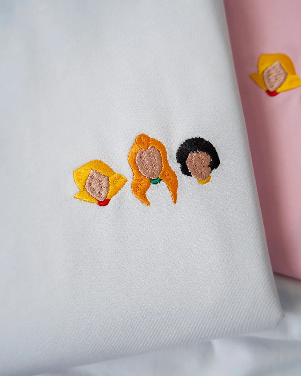 Juste Un T-shirt T-shirts Brodés Totally Spies t-shirt coton biologique