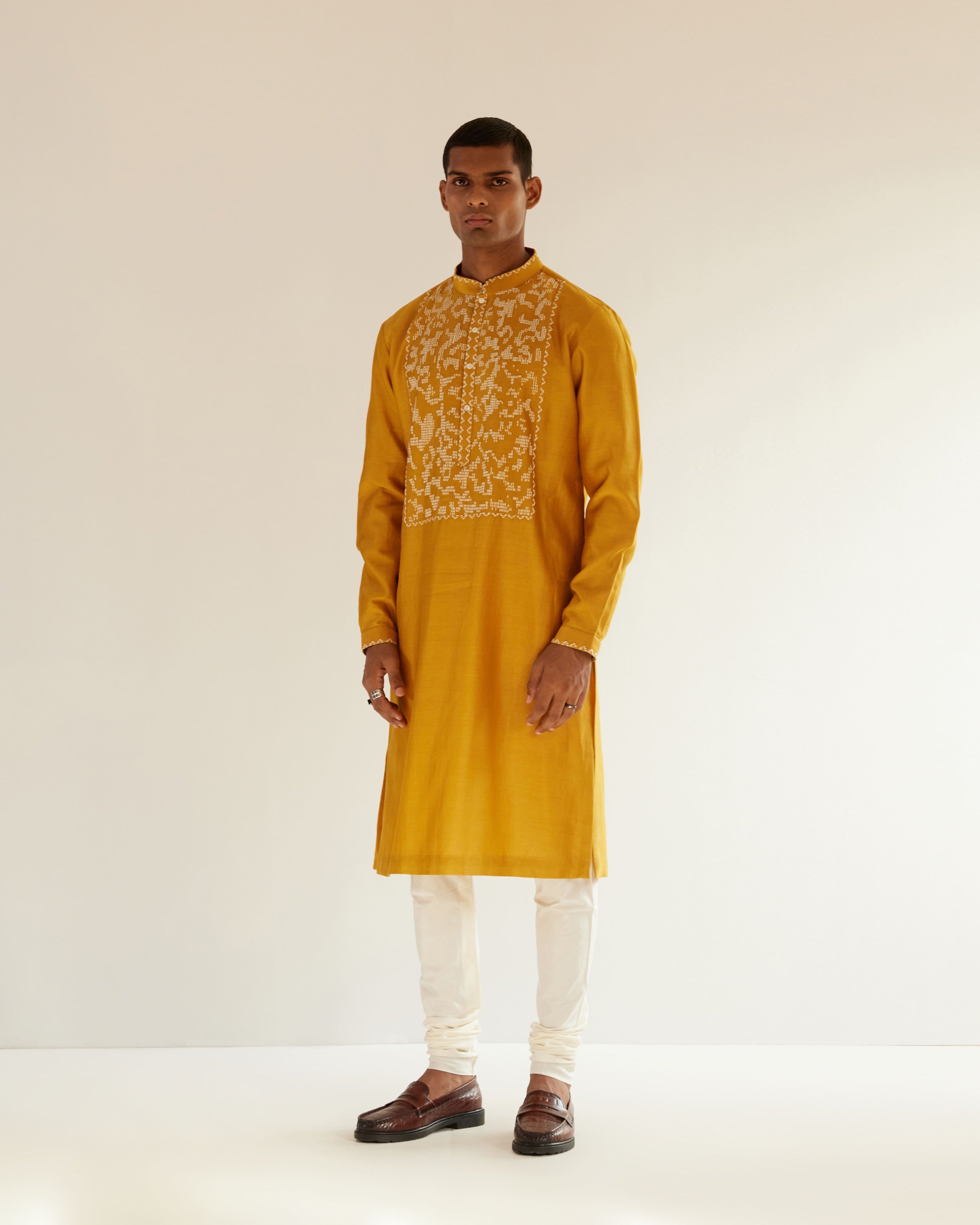 COUNTRYMADE Kurtas Camo-Block Yoke Embroidery Kurta Set XS à XXL brodé