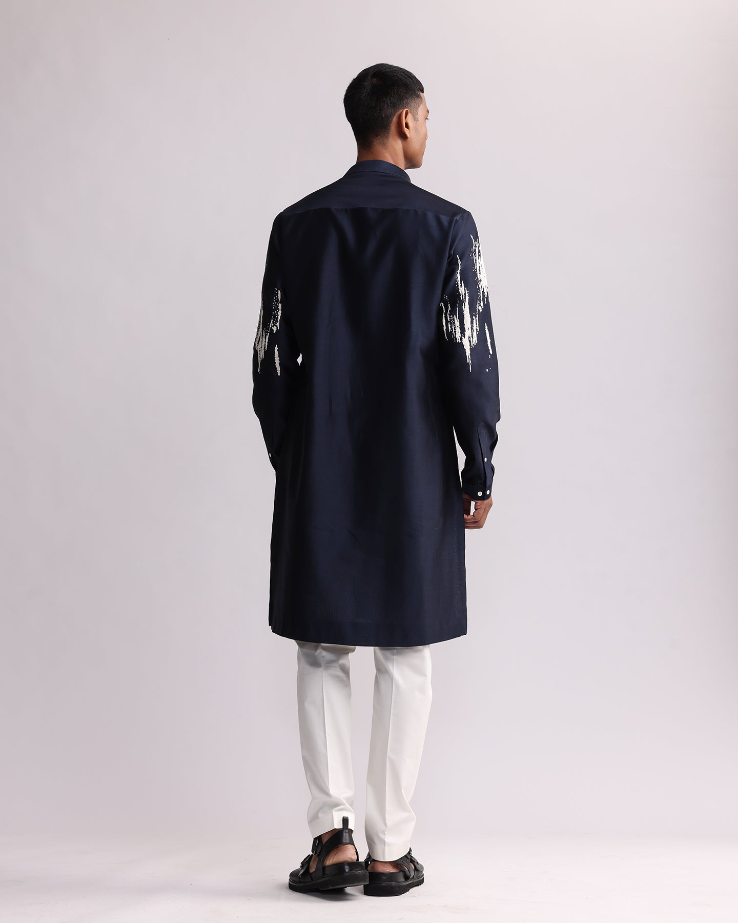 COUNTRYMADE Kurtas Ikat Shadow Hand Embroidered Kurta Set kurta brodé main 2 pièces
