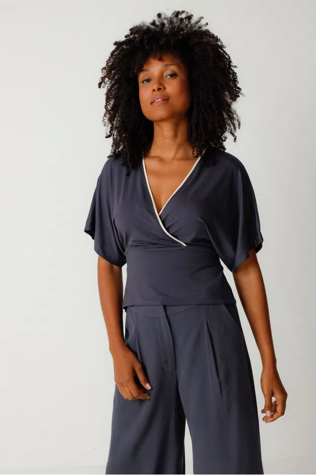 Sourire Multicolore Tops Top Tala top gris anthracite en modal 36