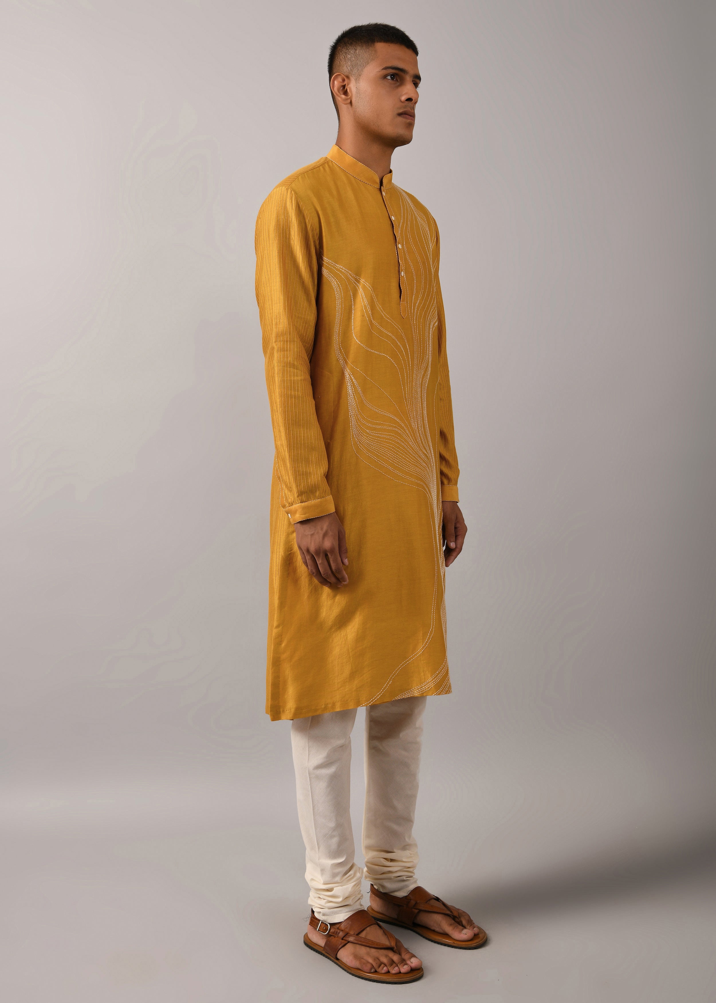 COUNTRYMADE Kurtas Horizon Hand Embroidered Kurta Set kurta moutarde 2 pièces