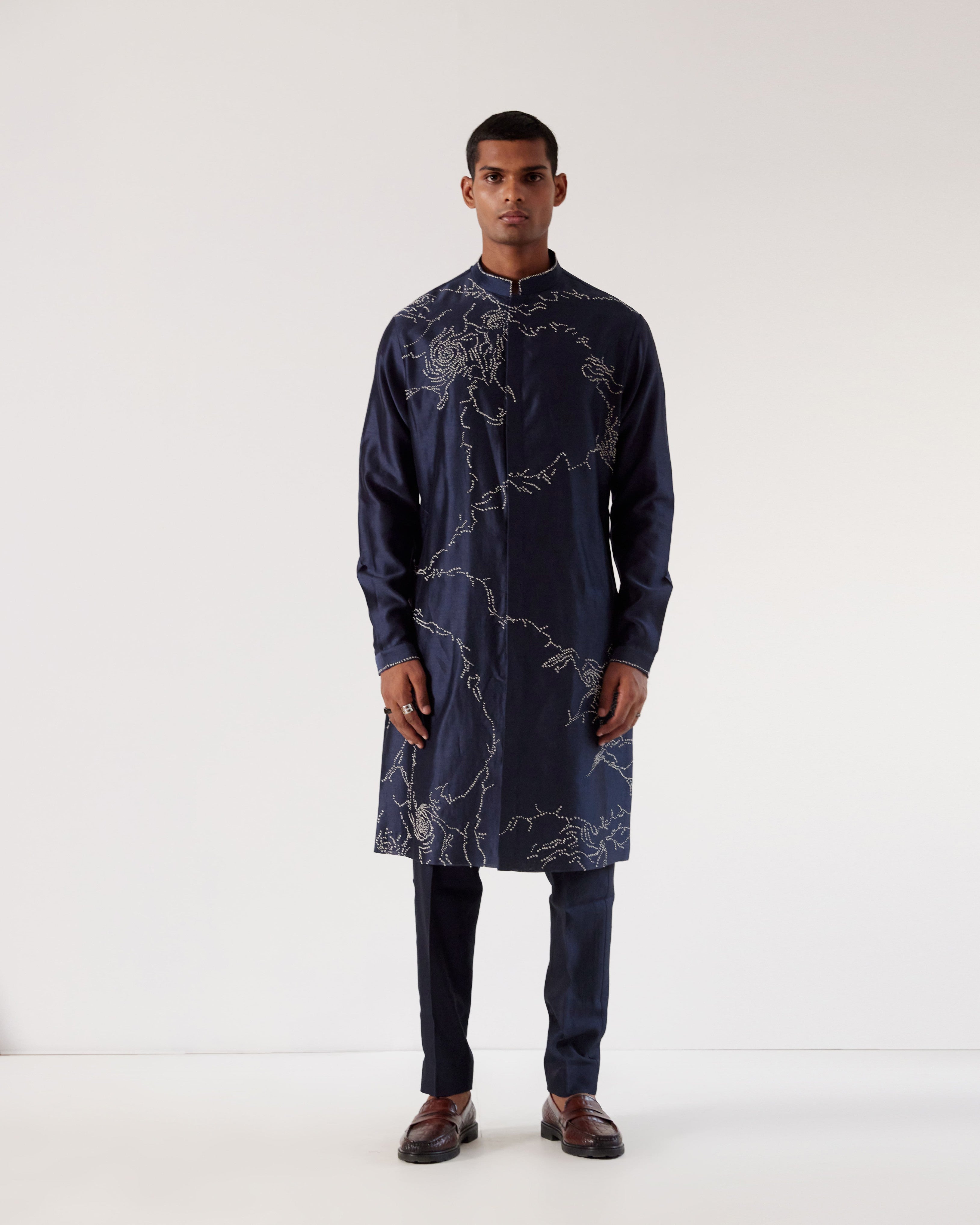 COUNTRYMADE Kurtas Black Hole Embroidery Kurta Set ensemble kurta bleu marine brodé