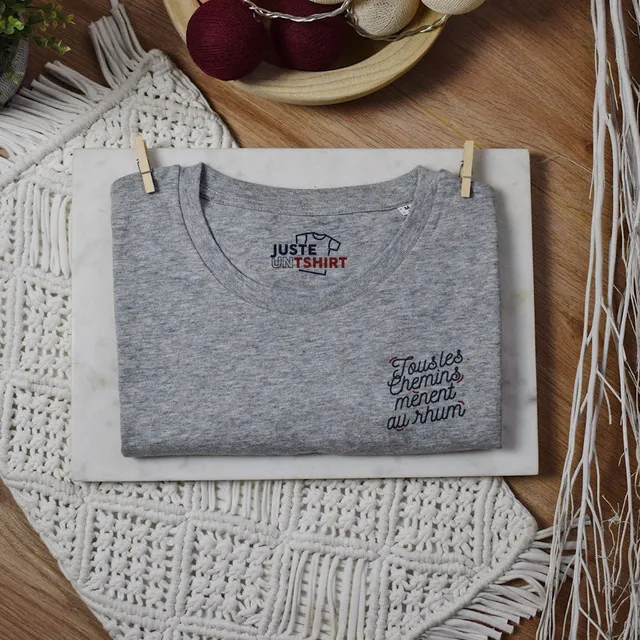 Juste Un T-shirt T-shirts Brodés Tous les chemins mènent au rhum T-shirt brodé blanc humour
