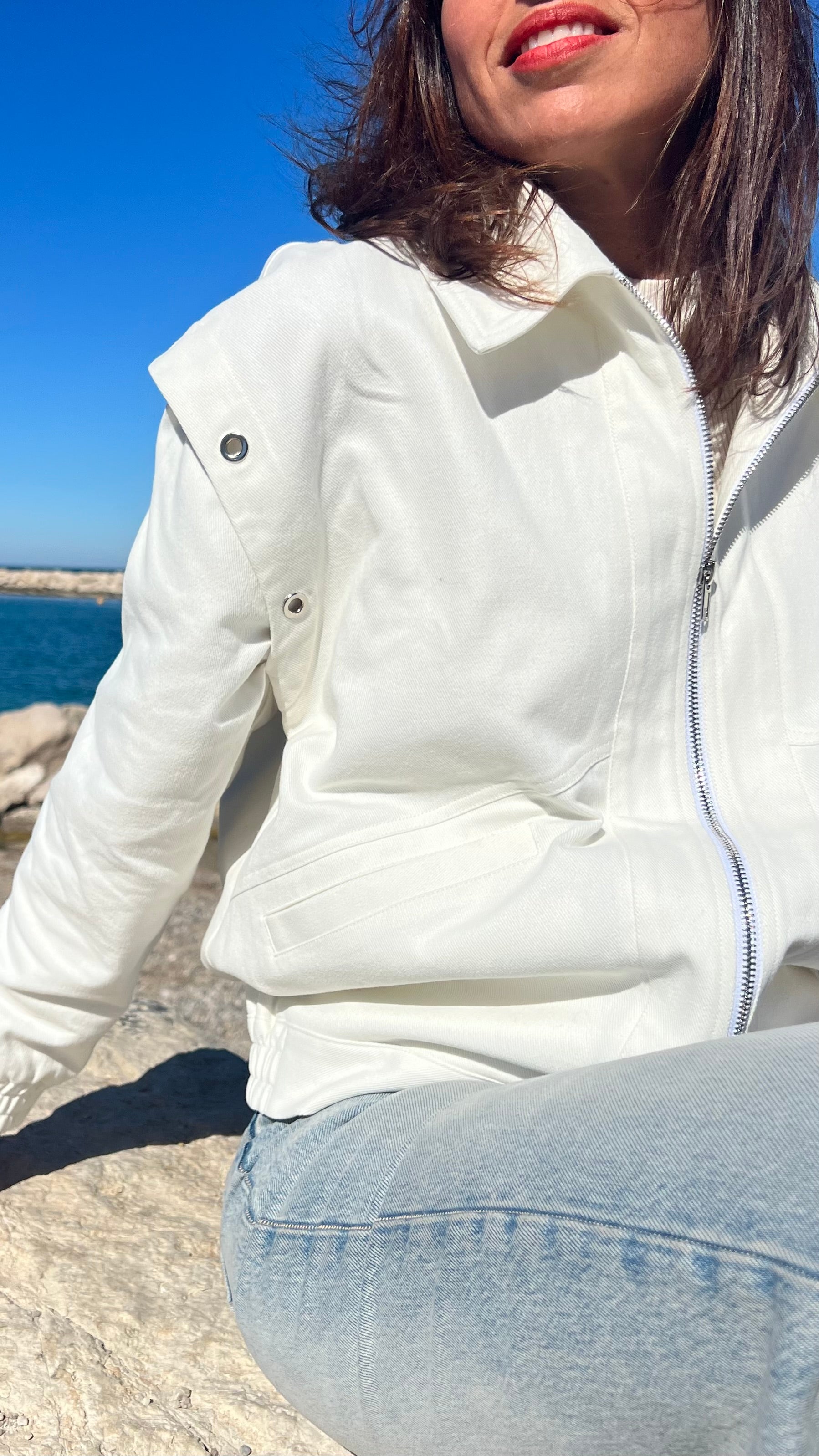 PANTRUCHE Vestes LENON blouson en denim blanc à œillets argentés coton
