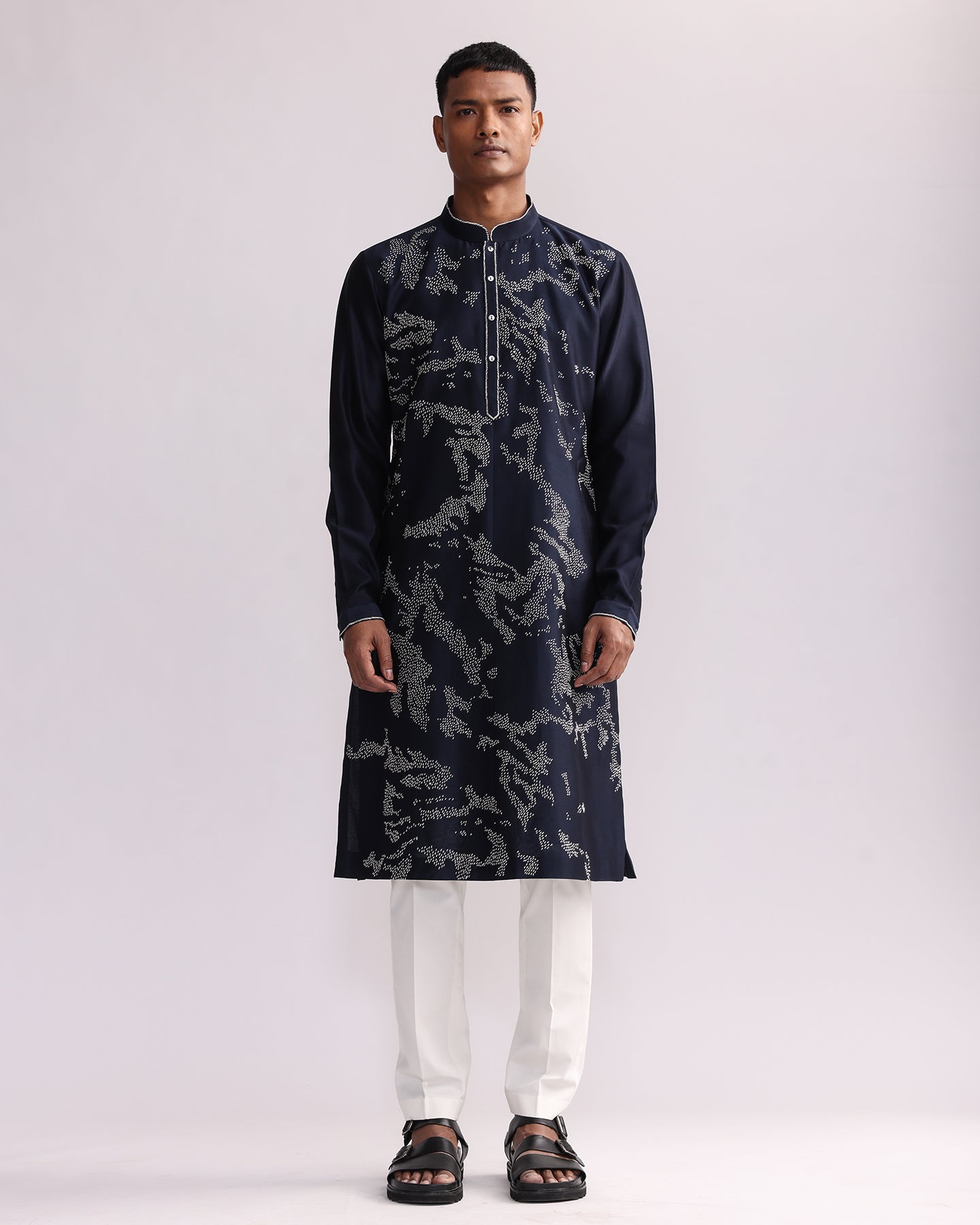 COUNTRYMADE Kurtas Shadow Camo Hand Embroidered Kurta Set ensemble kurta brodé