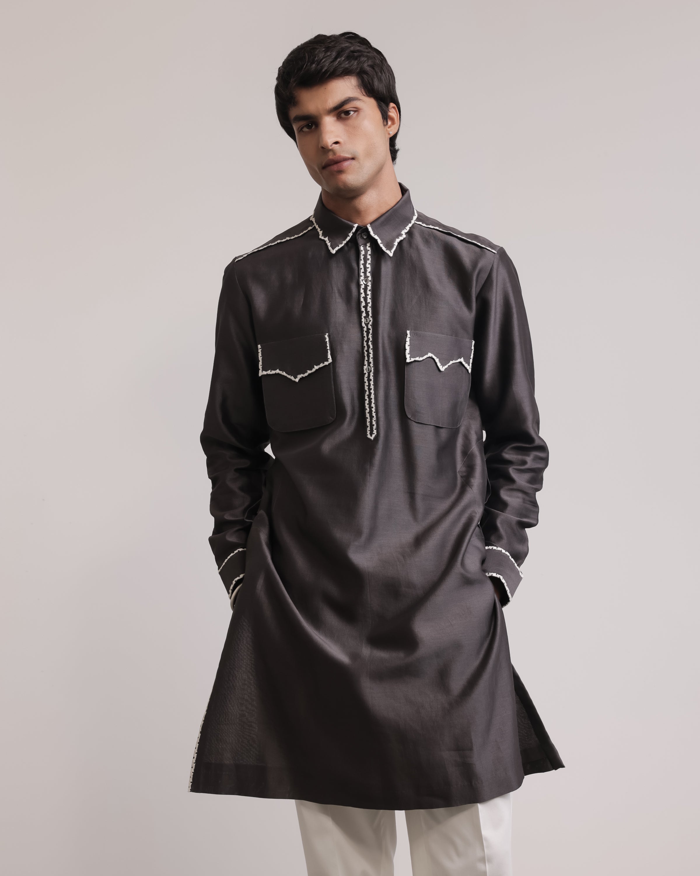 COUNTRYMADE Kurtas Fractured Lines Pocket Kurta Set ensemble kurta en soie
