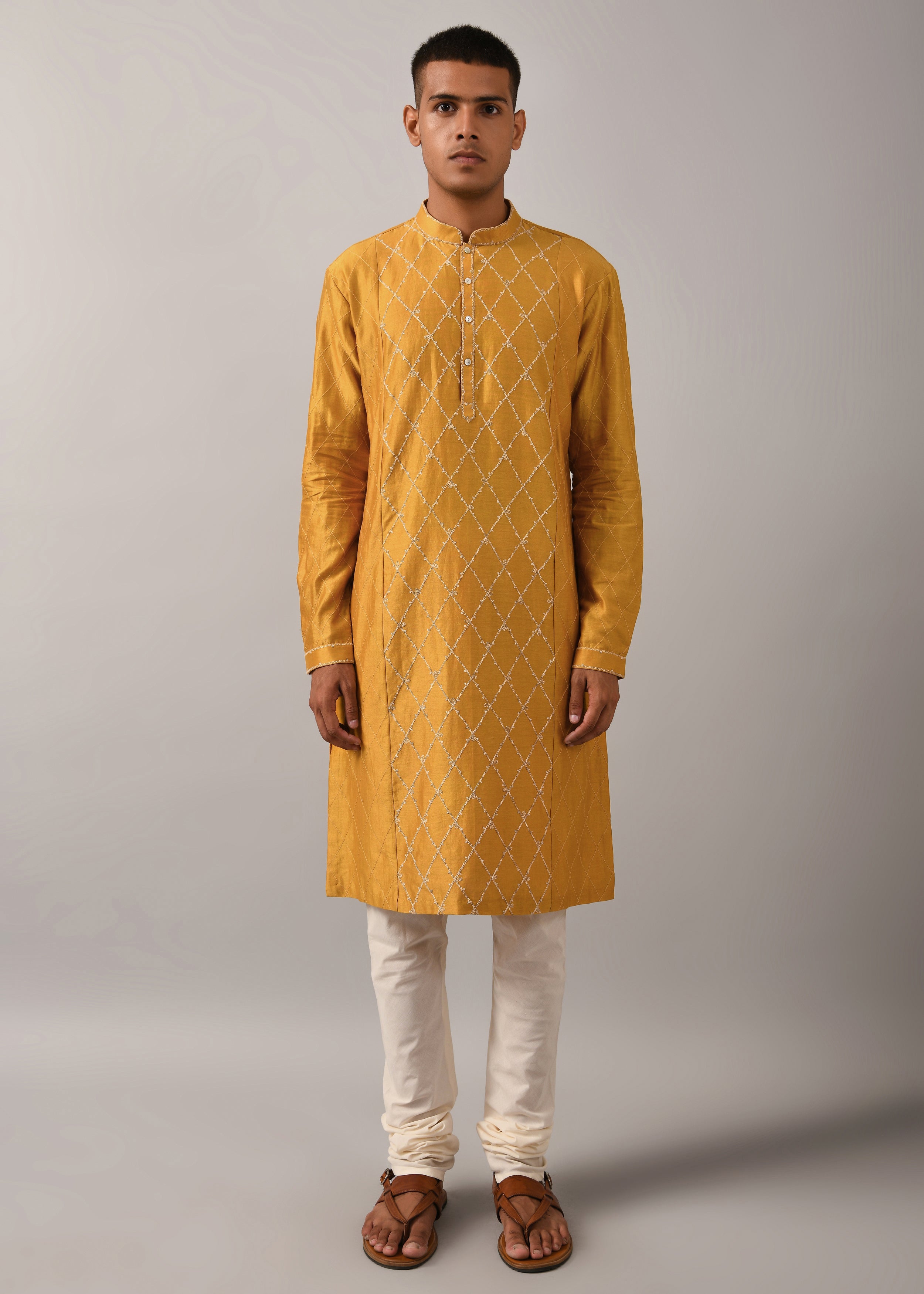 COUNTRYMADE Kurtas Diamond Pattern Embroidered Kurta Set kurta moutarde 2 pièces brodé