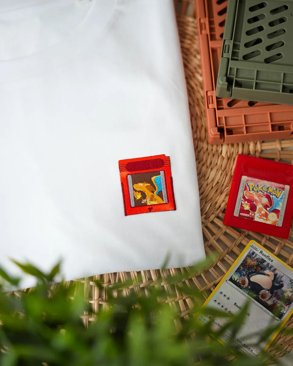 Juste Un T-shirt T-shirts Brodés Poke Rouge t-shirt brodé