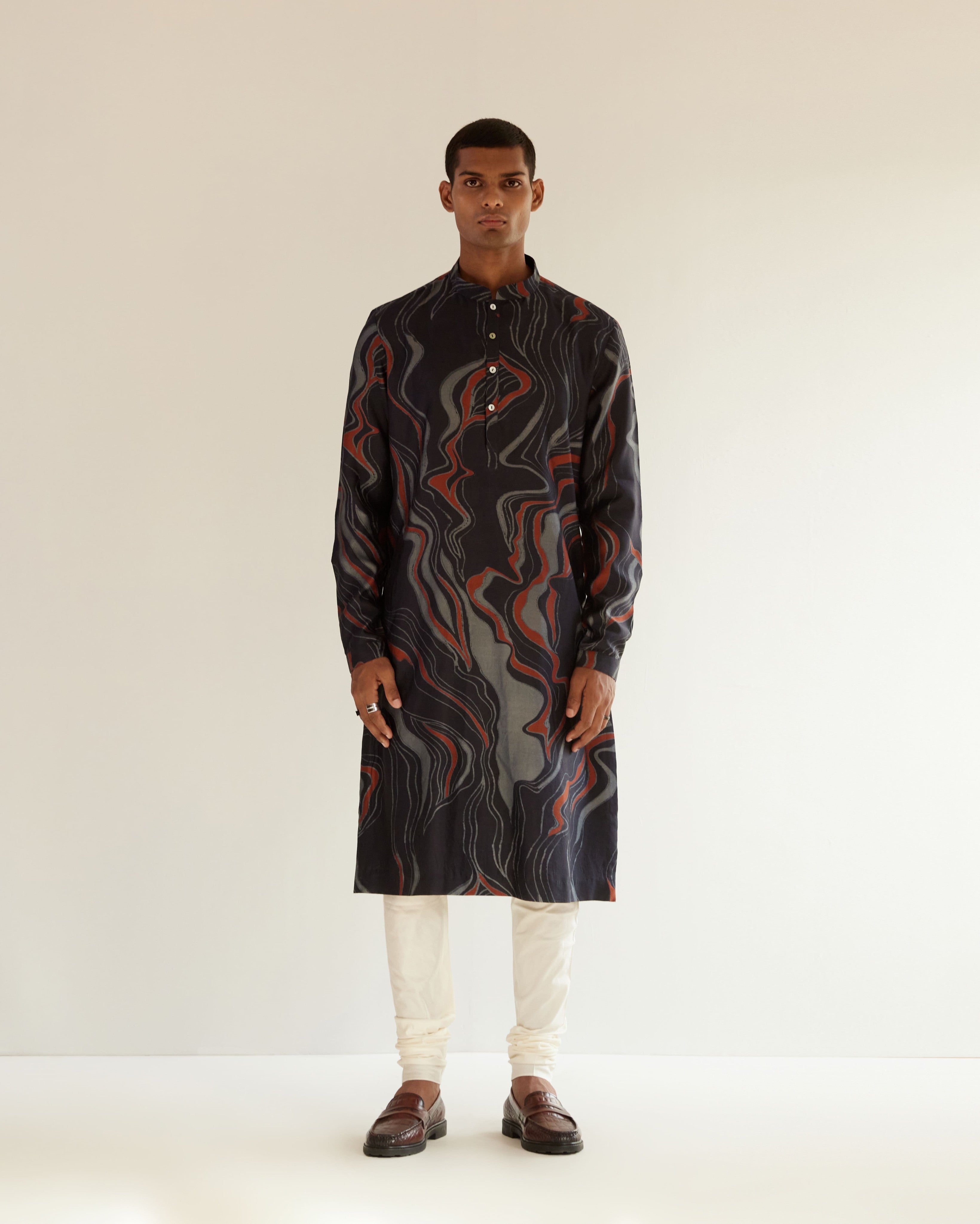 COUNTRYMADE Kurtas Infinity Print Kurta bleu marine sur mesure