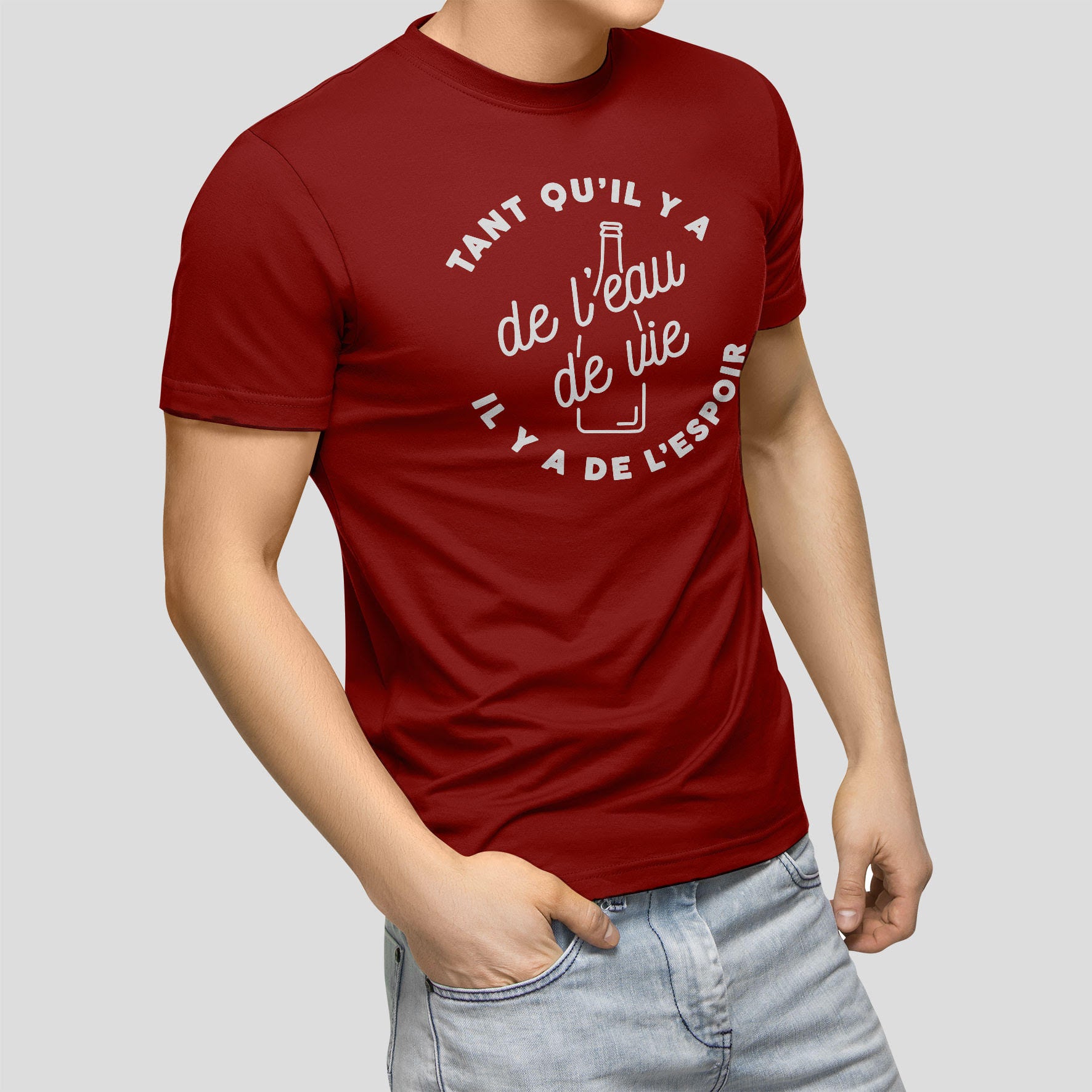 Juste Un T-shirt T-shirts Imprimés Tant qu'il y a de l'eau de vie t-shirt blanc