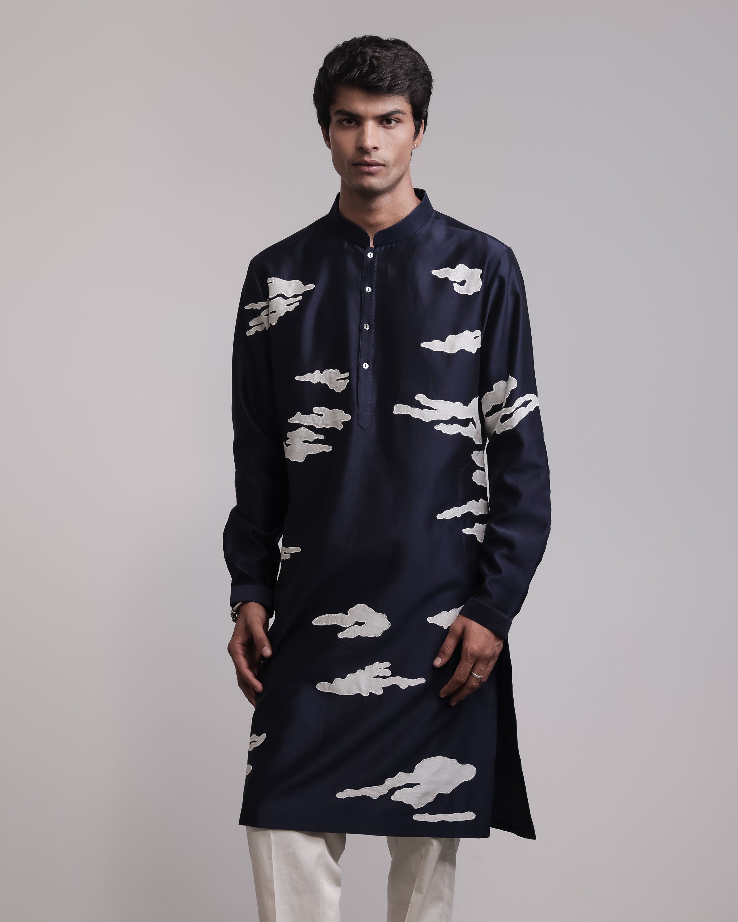 COUNTRYMADE Kurtas Residual Camouflage Applique Kurta Set ensemble kurta en soie