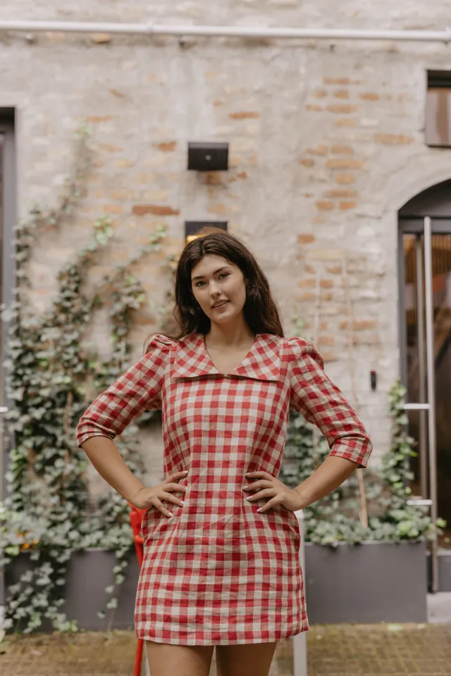 Laumė linen Linen Dresses Bonnie robe en lin à carreaux rouges
