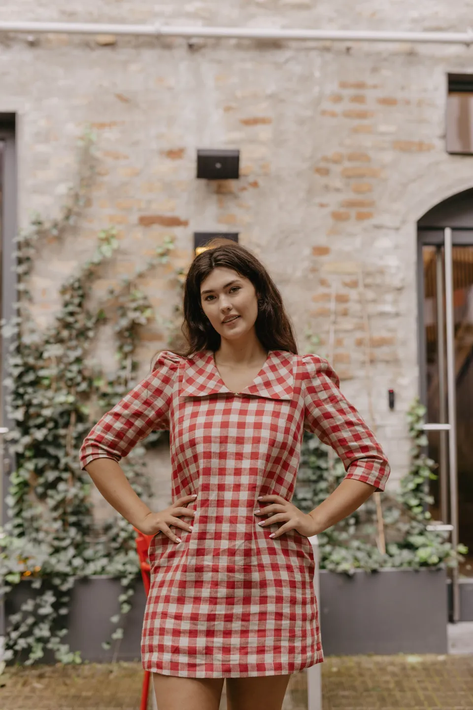 Laumė linen Linen Dresses Bonnie robe en lin à carreaux rouges