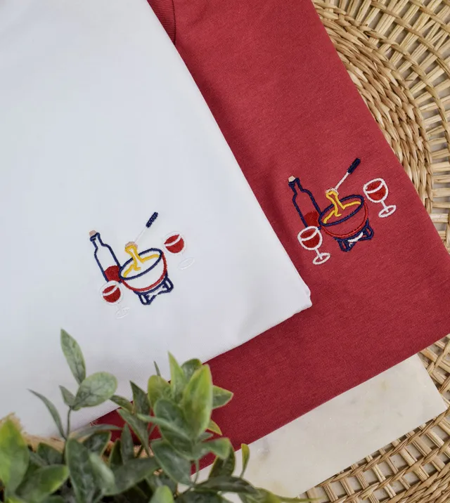 Juste Un T-shirt T-shirts Brodés Fondue Savoyarde t-shirt brodé