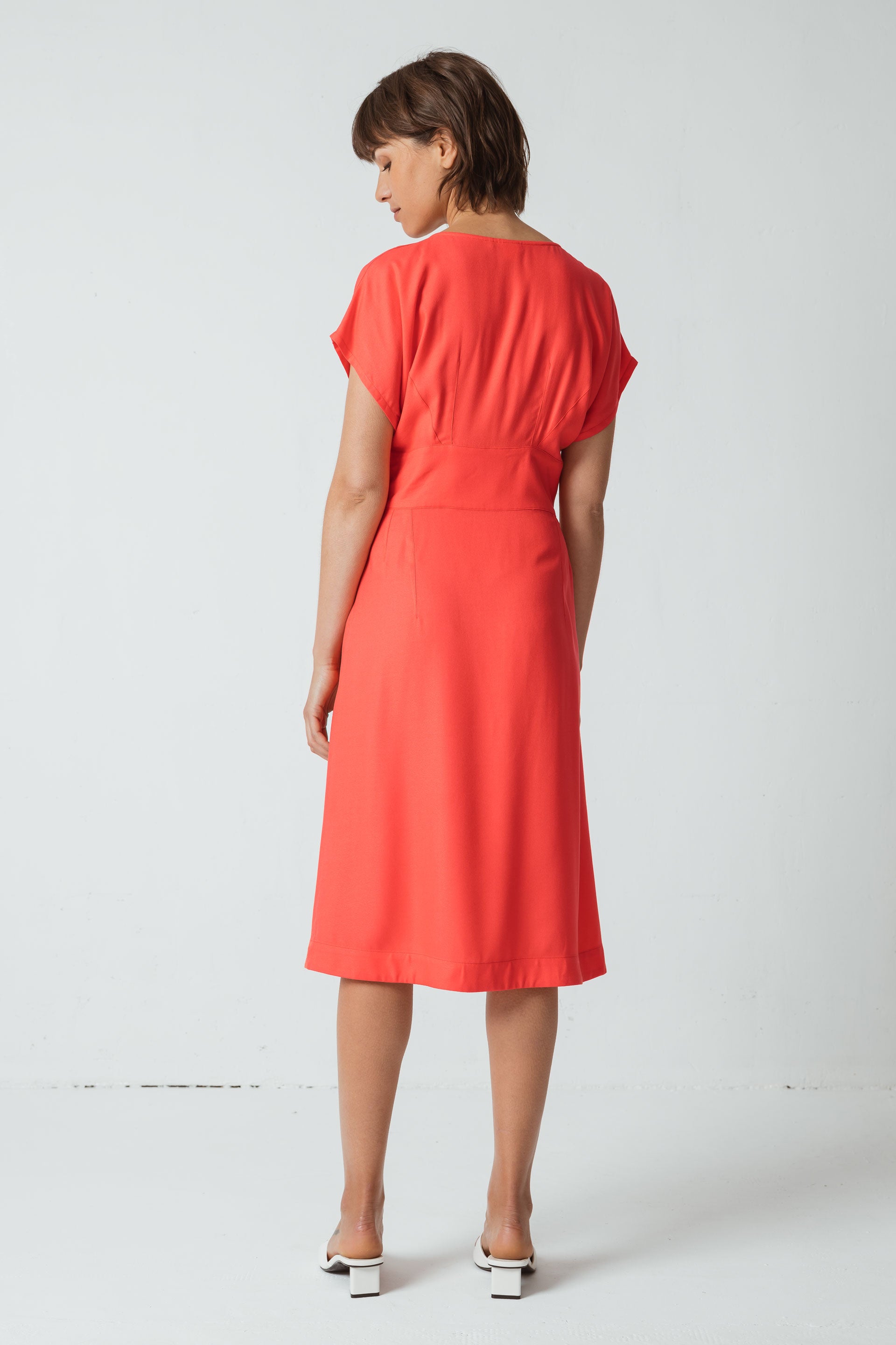 SKFK Robes Andone robe midi corail en EcoVero