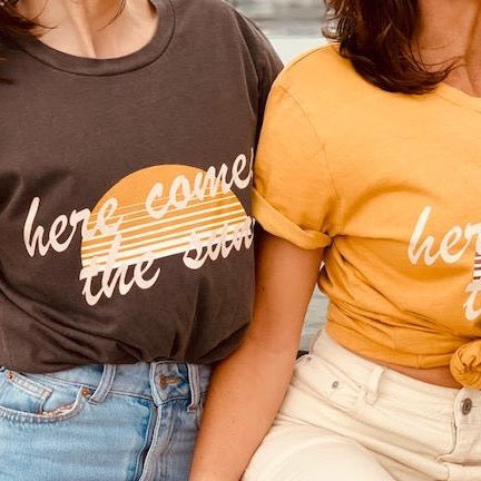 PANTRUCHE T-shirts Here comes the sun T-shirt carbone S–L coton bio