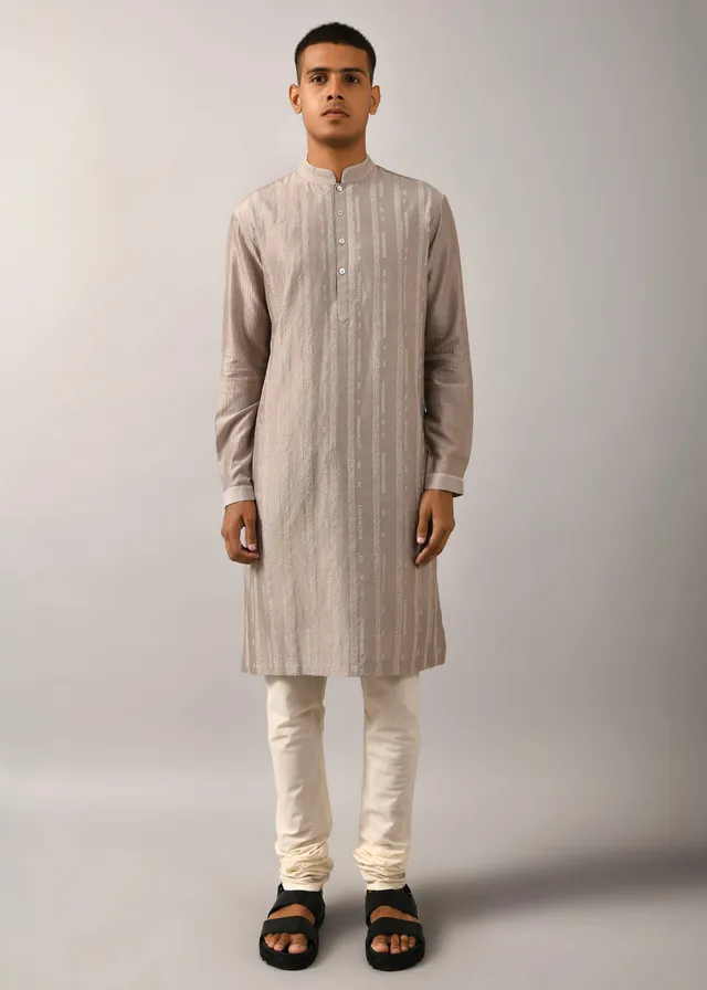 COUNTRYMADE Kurtas Contrail Hand Embroidered Kurta Set ensemble kurta gris S chanderi