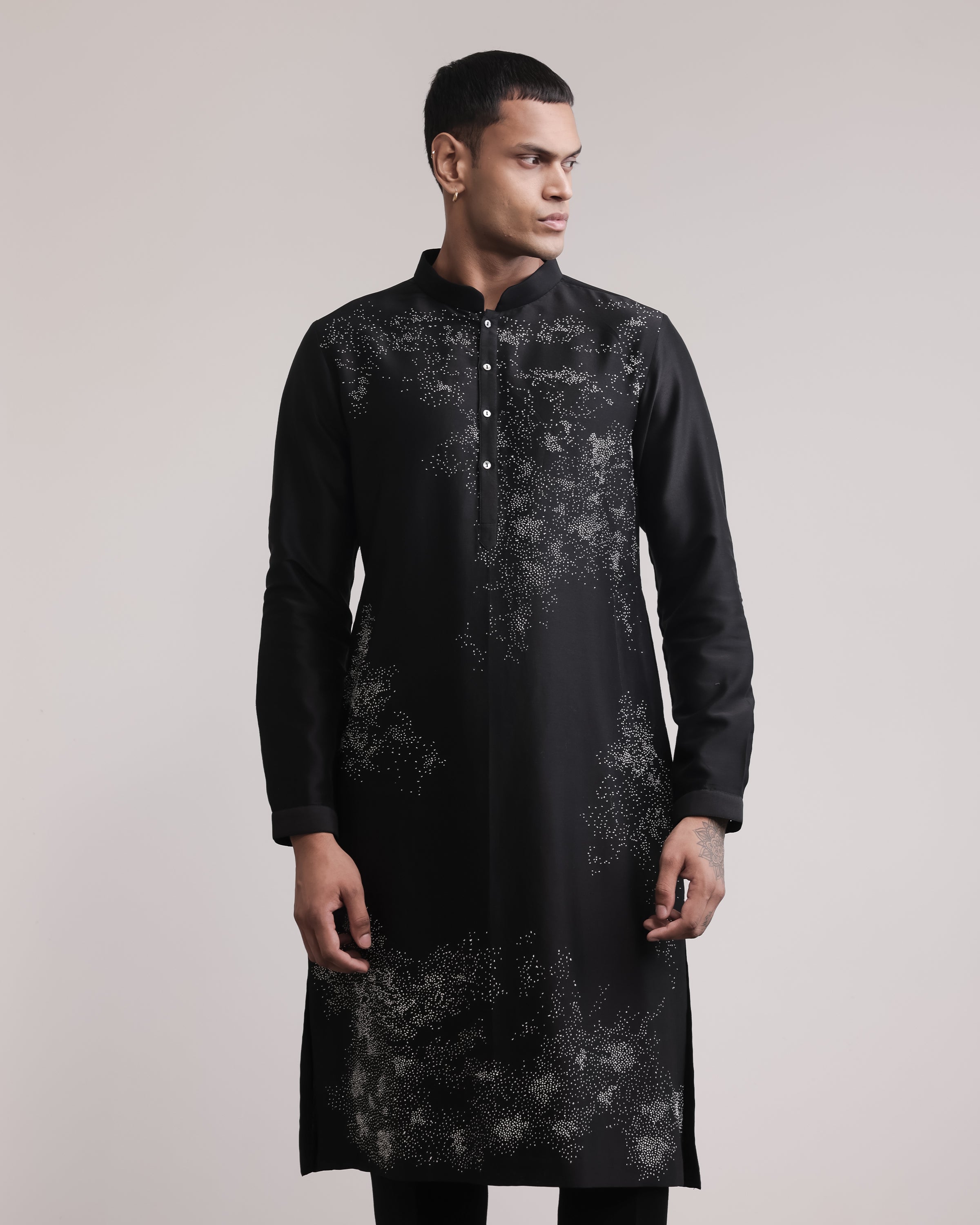 COUNTRYMADE Kurtas Residual Scattered Stitches Kurta Set, ensemble brodé