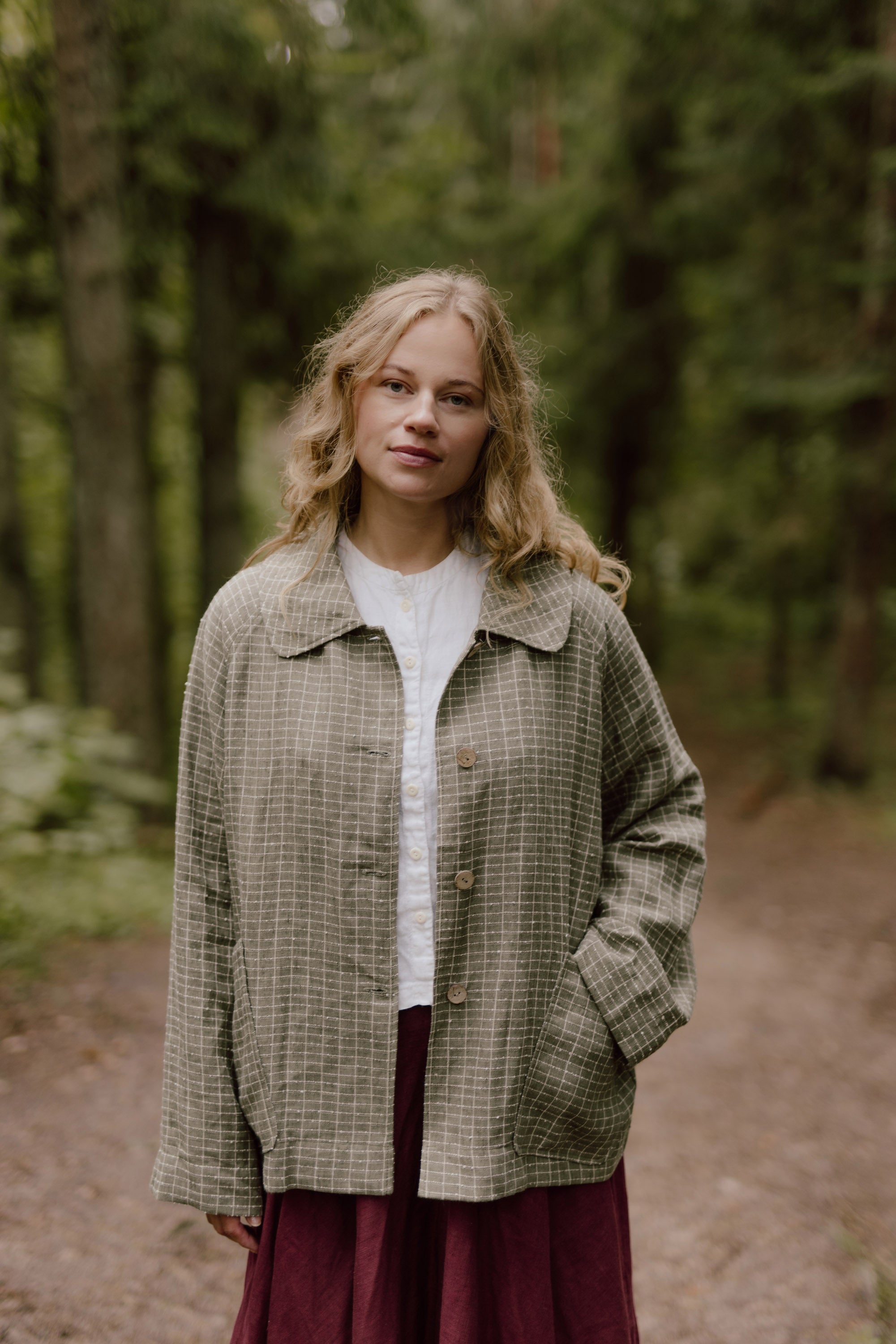 Laumė linen Linen Jackets Kate veste oversize en lin bleu profond