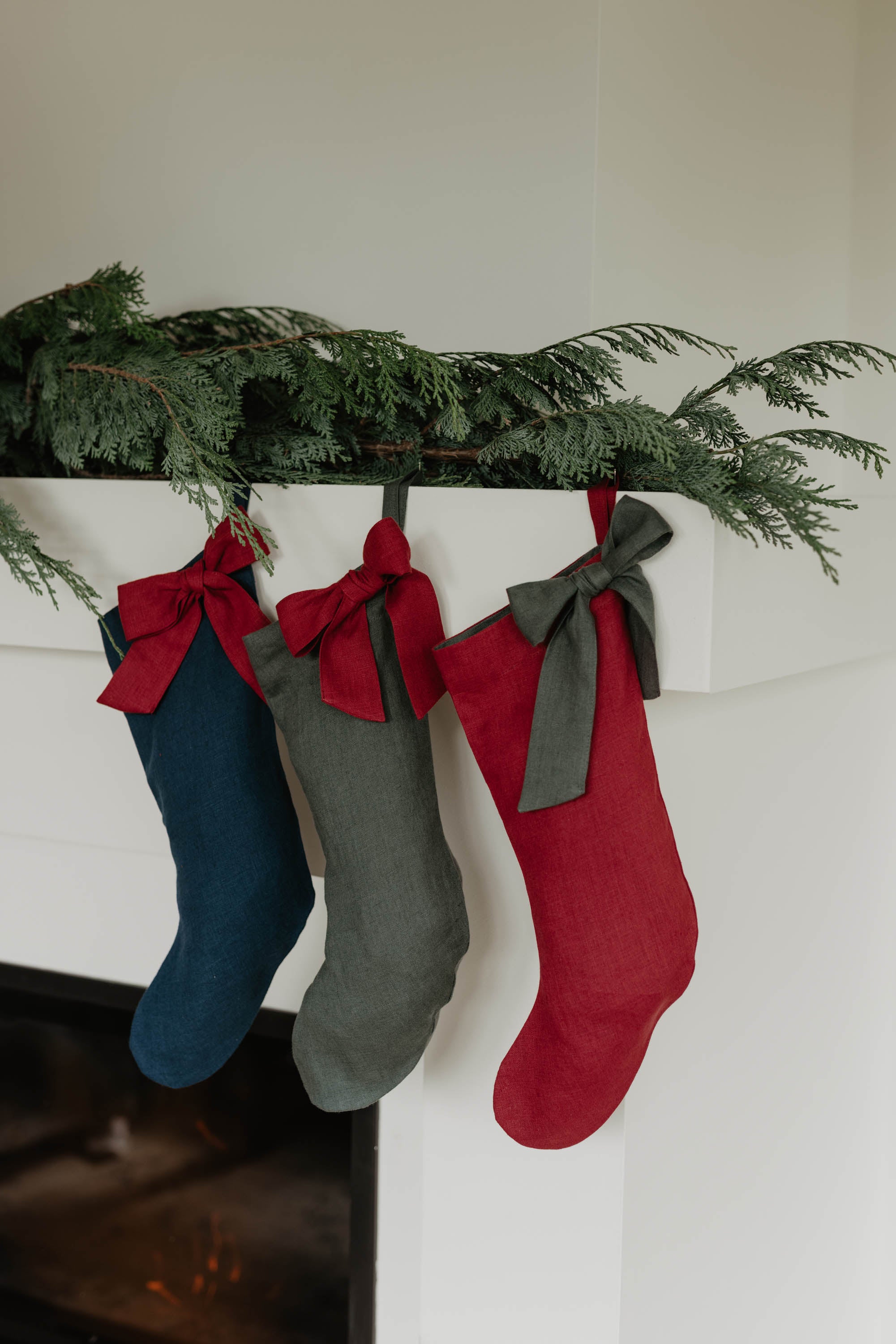 Laumė linen Christmas Linen chaussette de Noël avec nœud vert forêt