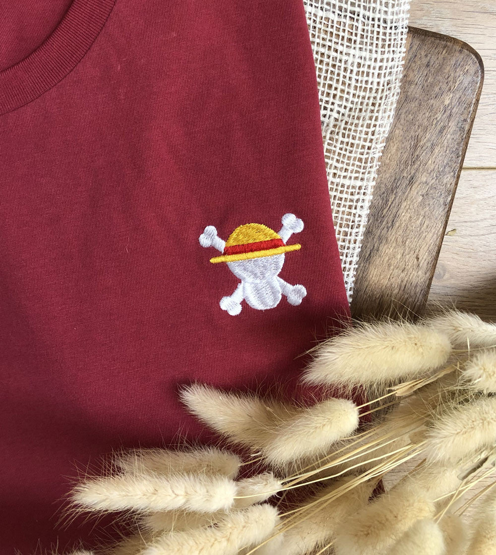 Juste Un T-shirt T-shirts Brodés Pirate T-shirt blanc brodé