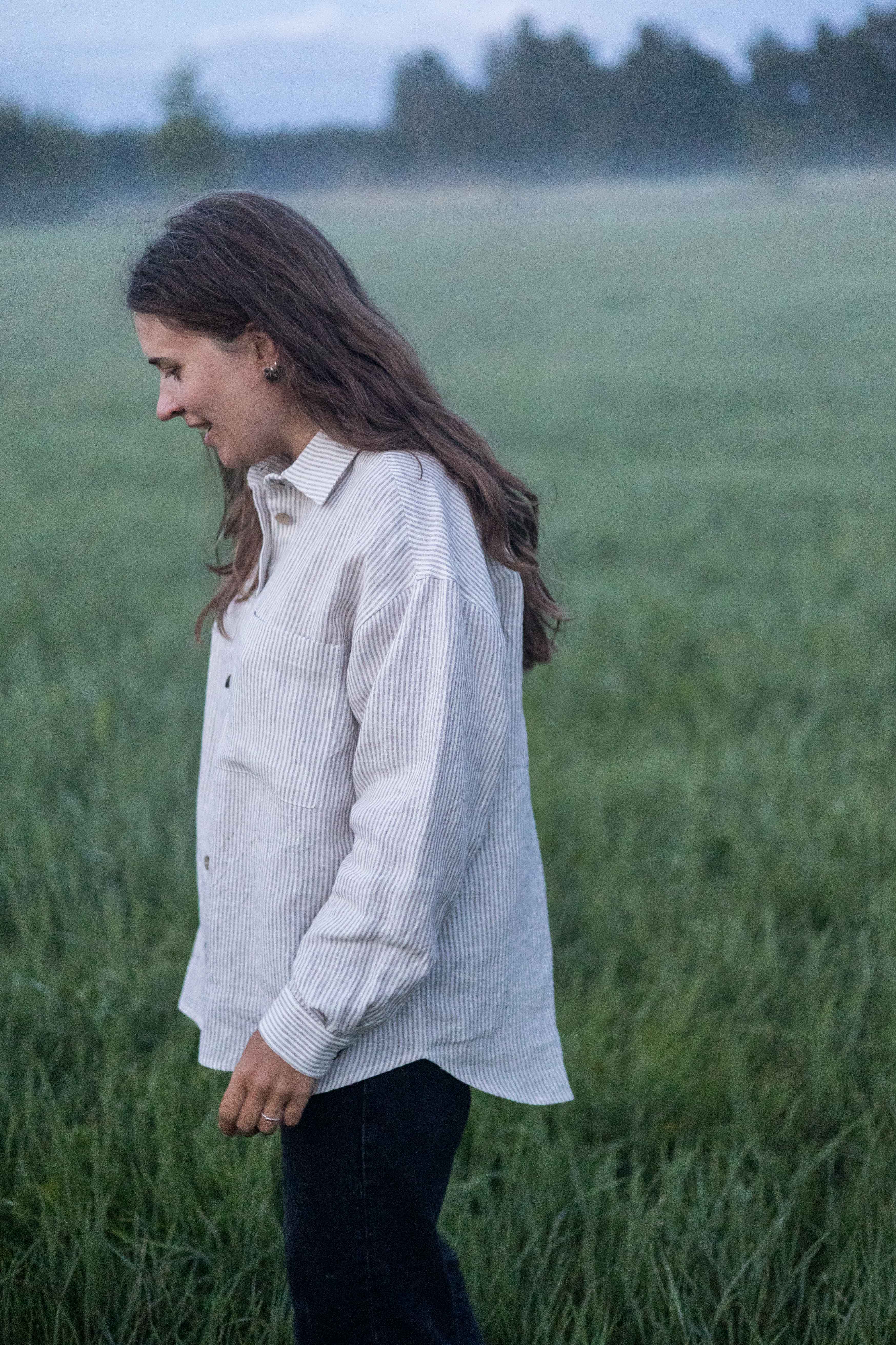 Laumė linen Linen Tops Vandenė chemise en lin bleu ciel oversize
