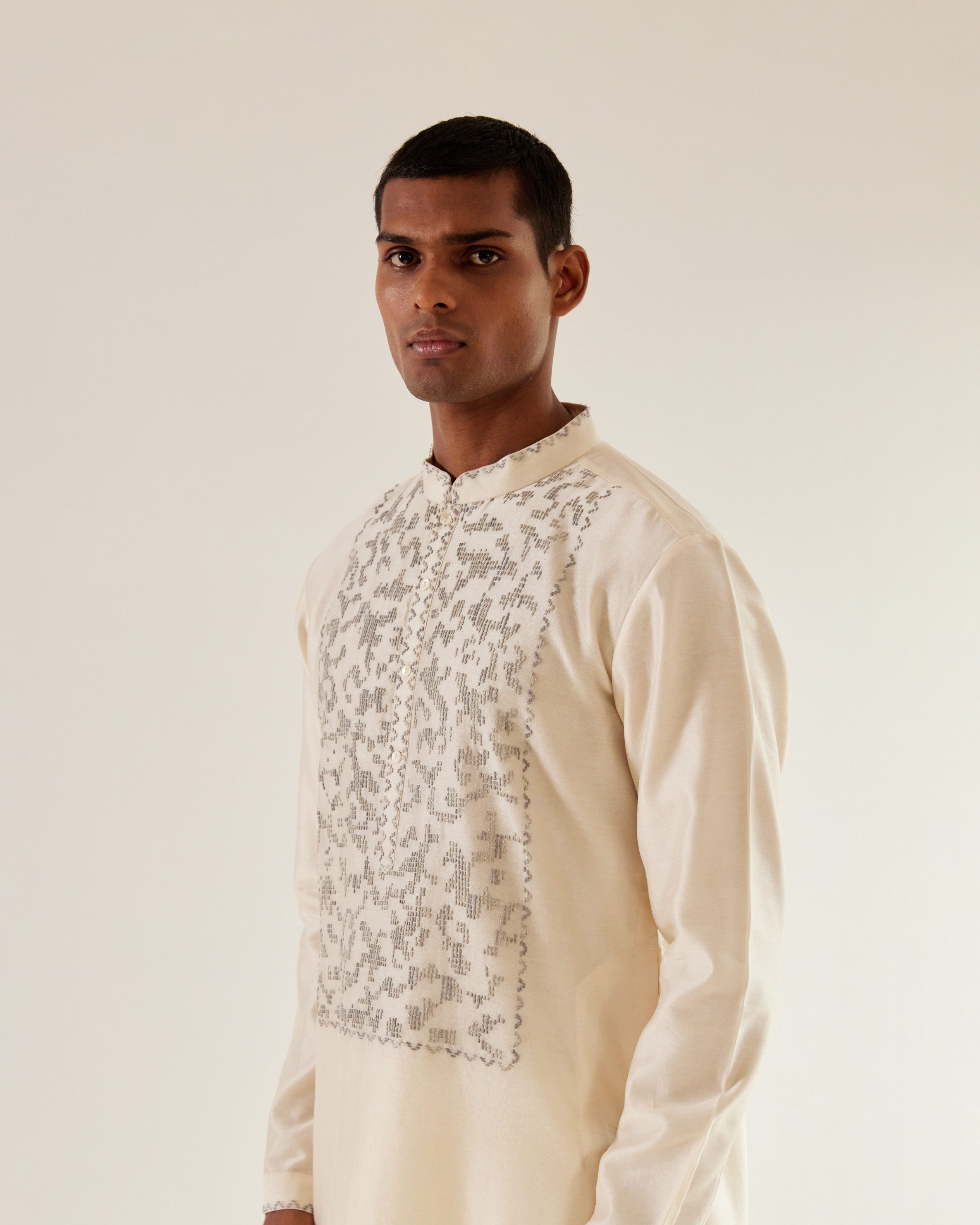 COUNTRYMADE Kurtas Camo-Block Yoke Embroidery Kurta Set ensemble kurta ivoire brodé