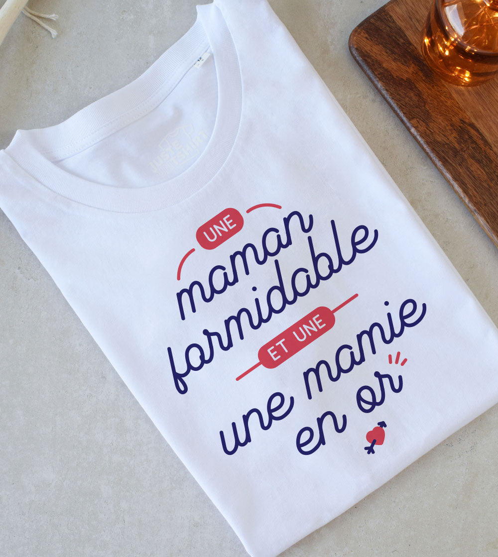 Juste Un T-shirt T-shirts Imprimés Une maman et une Mamie en or t-shirt imprimé
