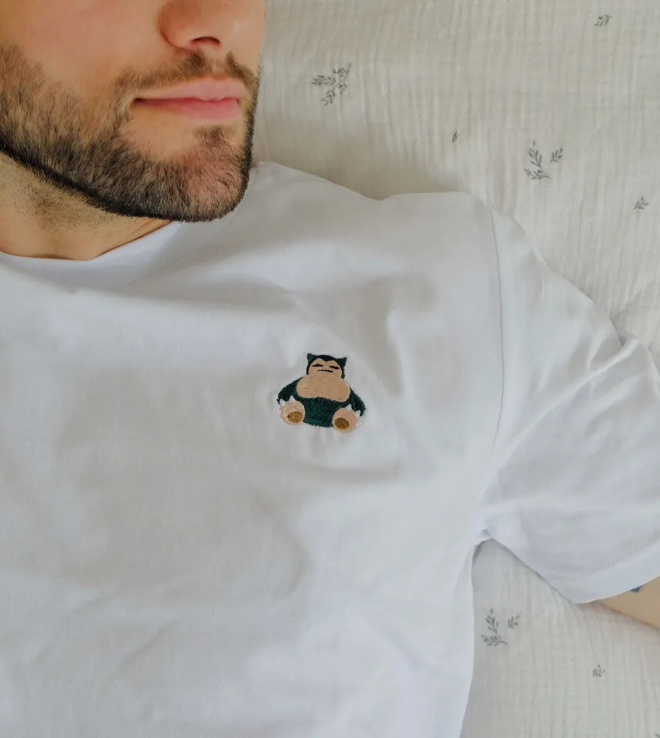 Juste Un T-shirt T-shirts Brodés Ronflex T-shirt brodé blanc M Pokémon
