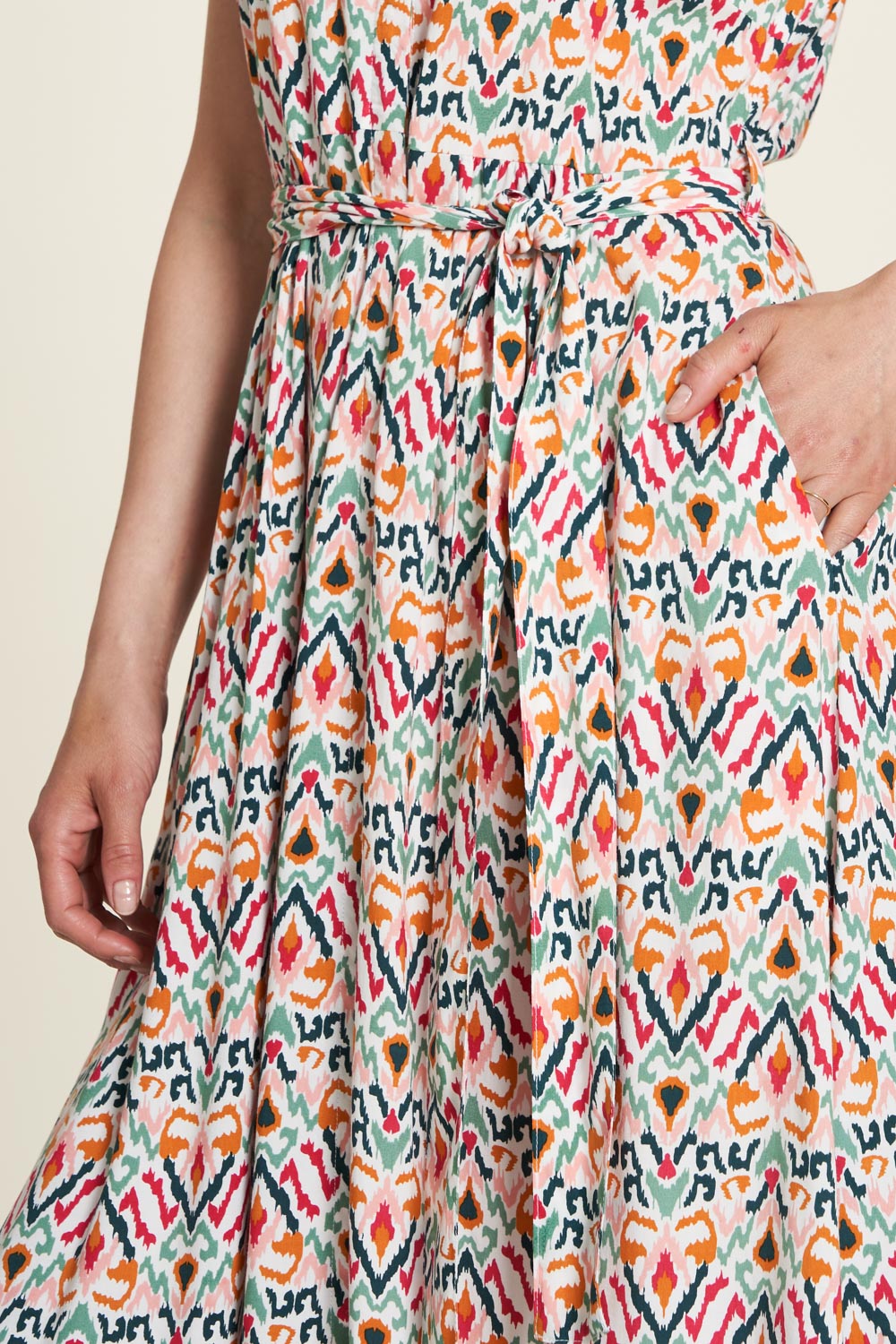 Sourire Multicolore Robes robe longue ikat Ecovero avec poches