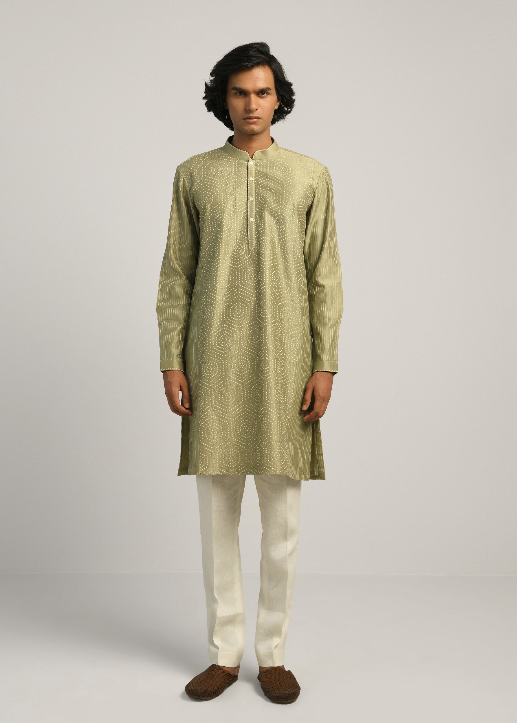 COUNTRYMADE Kurtas Hexa Dots hand Emb Kurta Set kurta vert sauge, chanderi