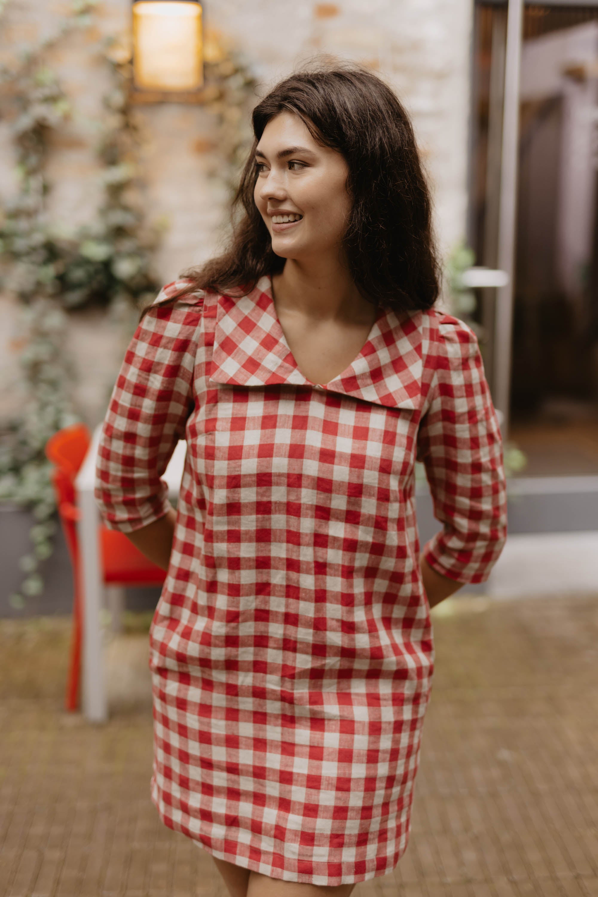 Laumė linen Linen Dresses Bonnie robe en lin à carreaux rouges